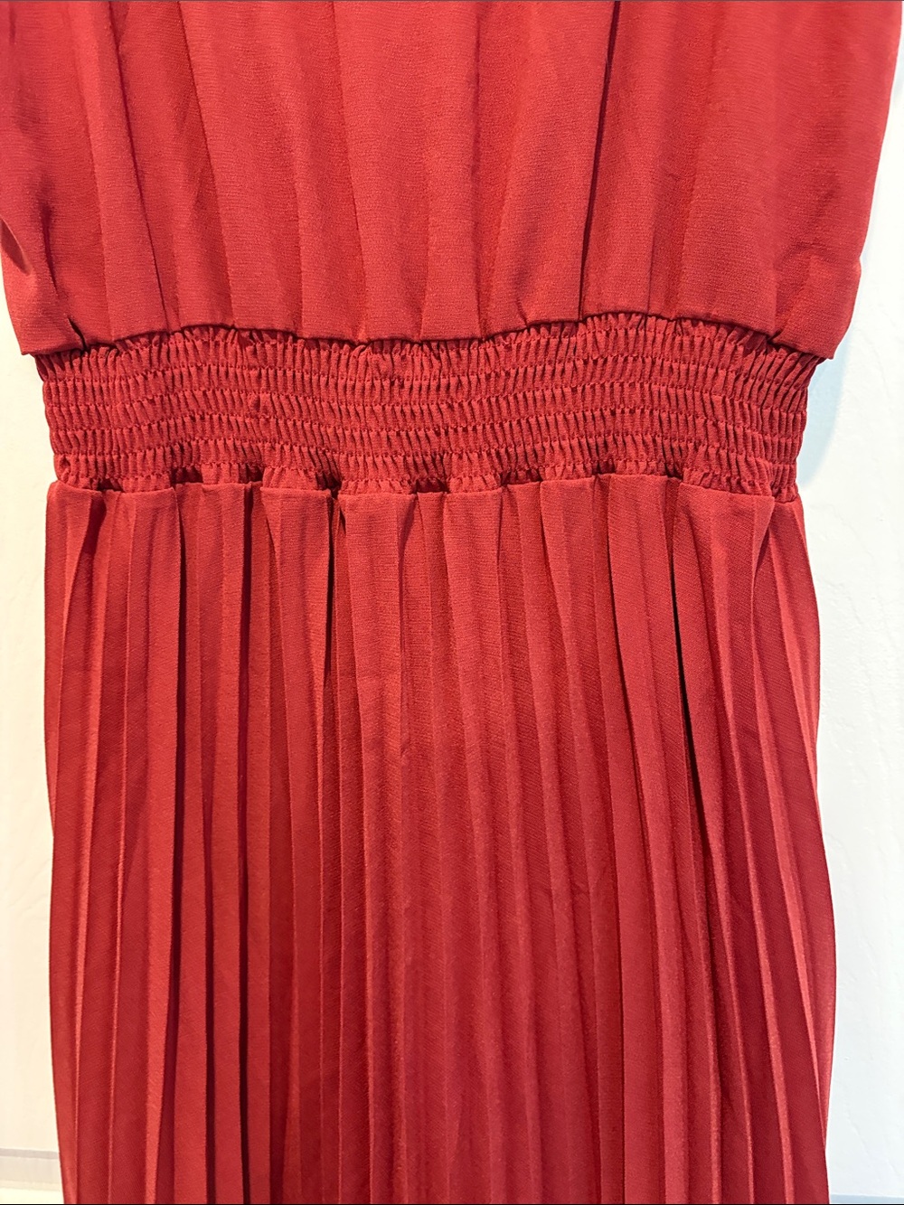 Rust Pleated Midi Dress with Smocked Waist size Large - Picture 4 of 8